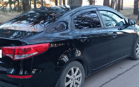 KIA Rio III рестайлинг, 2015 год, 600 000 рублей, 23 фотография