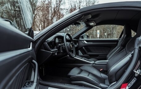 Porsche 911, 2024 год, 32 500 000 рублей, 25 фотография