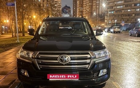 Toyota Land Cruiser 200, 2016 год, 7 200 000 рублей, 3 фотография