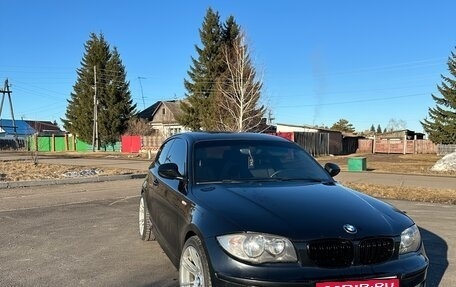 BMW 1 серия, 2011 год, 850 000 рублей, 4 фотография