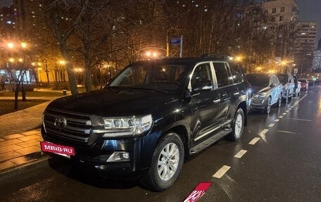 Toyota Land Cruiser 200, 2016 год, 7 200 000 рублей, 2 фотография