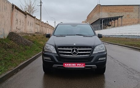 Mercedes-Benz M-Класс, 2011 год, 1 870 000 рублей, 9 фотография