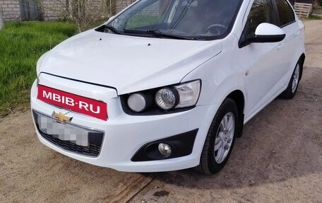 Chevrolet Aveo III, 2012 год, 700 000 рублей, 4 фотография