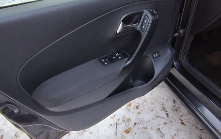 Volkswagen Polo VI (EU Market), 2012 год, 690 000 рублей, 12 фотография