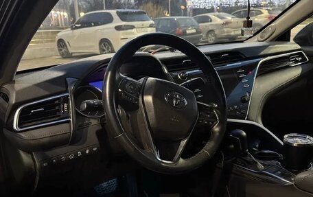 Toyota Camry, 2020 год, 3 500 000 рублей, 4 фотография