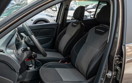 Renault Sandero II рестайлинг, 2021 год, 1 399 000 рублей, 10 фотография