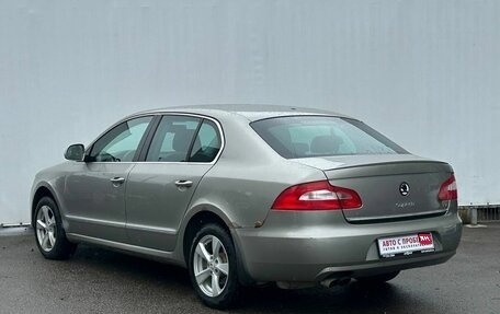 Skoda Superb III рестайлинг, 2010 год, 930 000 рублей, 7 фотография