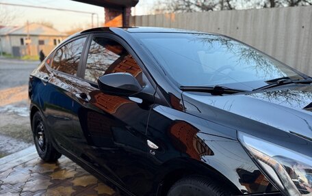 Hyundai Solaris II рестайлинг, 2015 год, 1 200 000 рублей, 4 фотография