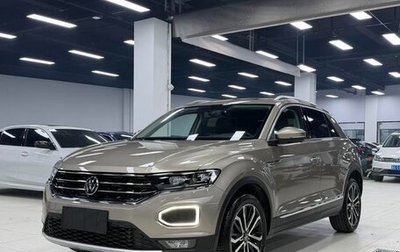 Volkswagen T-Roc I, 2022 год, 2 000 000 рублей, 1 фотография