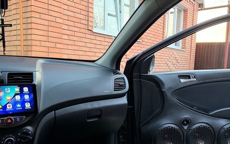 Hyundai Solaris II рестайлинг, 2015 год, 1 200 000 рублей, 8 фотография