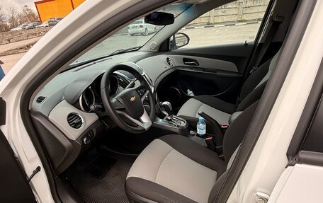 Chevrolet Cruze II, 2014 год, 950 000 рублей, 10 фотография