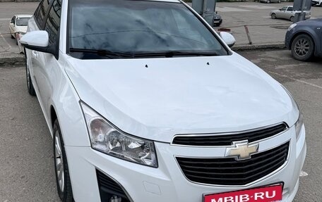 Chevrolet Cruze II, 2014 год, 950 000 рублей, 3 фотография