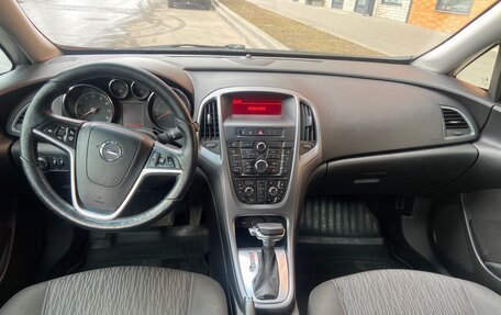 Opel Astra J, 2014 год, 770 000 рублей, 13 фотография