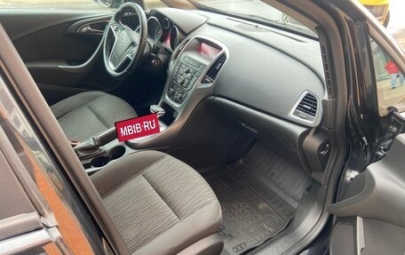 Opel Astra J, 2014 год, 770 000 рублей, 9 фотография