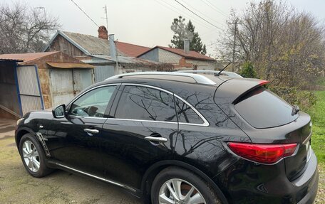 Infiniti QX70, 2013 год, 1 850 000 рублей, 19 фотография