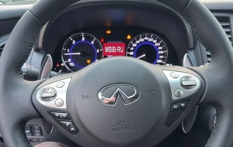 Infiniti QX70, 2013 год, 1 850 000 рублей, 27 фотография
