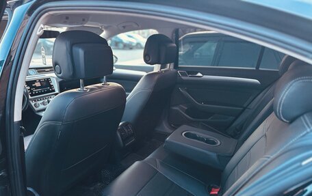 Volkswagen Passat B8 рестайлинг, 2019 год, 2 500 000 рублей, 11 фотография