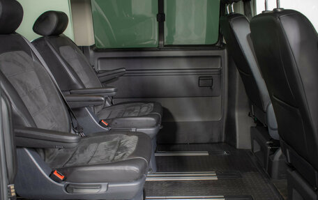 Volkswagen Multivan T6 рестайлинг, 2016 год, 3 590 000 рублей, 10 фотография