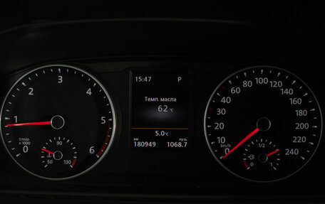 Volkswagen Multivan T6 рестайлинг, 2016 год, 3 590 000 рублей, 13 фотография