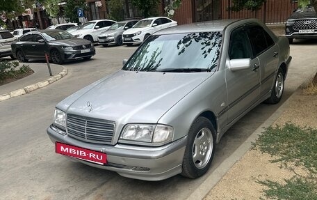 Mercedes-Benz C-Класс, 1998 год, 630 000 рублей, 2 фотография