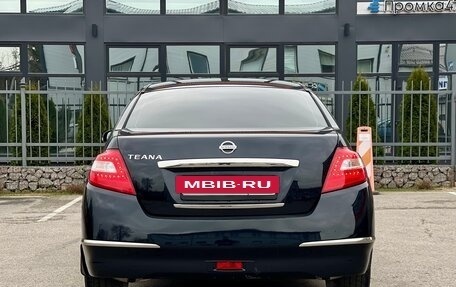 Nissan Teana, 2010 год, 800 000 рублей, 9 фотография