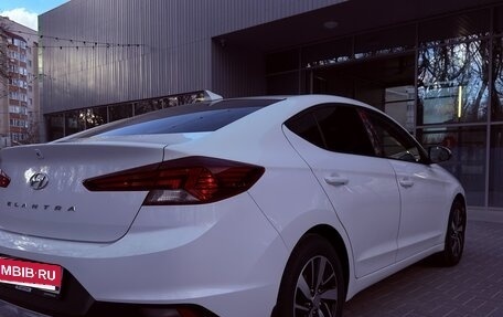 Hyundai Elantra VI рестайлинг, 2019 год, 1 650 000 рублей, 11 фотография