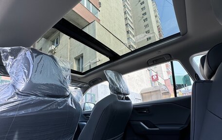 Toyota RAV4, 2025 год, 4 300 000 рублей, 9 фотография