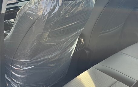 Toyota RAV4, 2025 год, 4 300 000 рублей, 10 фотография