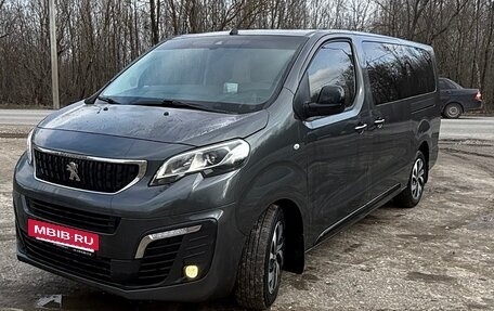 Peugeot Traveller I, 2021 год, 3 600 000 рублей, 2 фотография