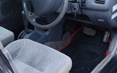 Nissan March II, 2001 год, 195 000 рублей, 4 фотография