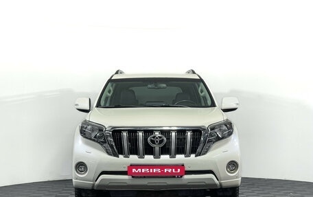 Toyota Land Cruiser Prado 150 рестайлинг 2, 2017 год, 4 650 000 рублей, 2 фотография