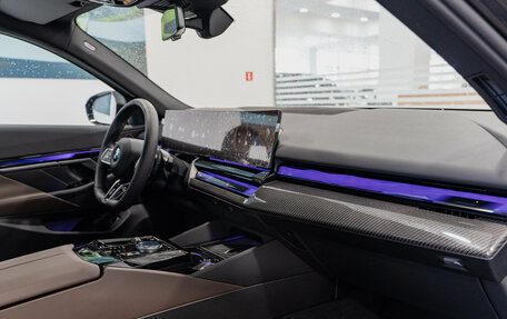 BMW 5 серия, 2025 год, 10 550 000 рублей, 9 фотография