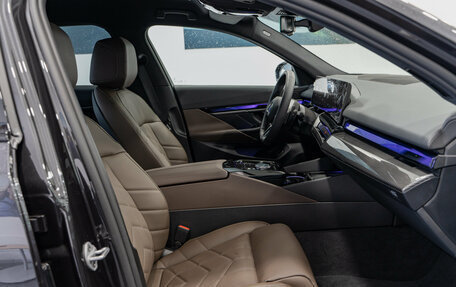 BMW 5 серия, 2025 год, 10 550 000 рублей, 8 фотография