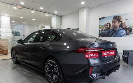 BMW 5 серия, 2025 год, 10 550 000 рублей, 6 фотография