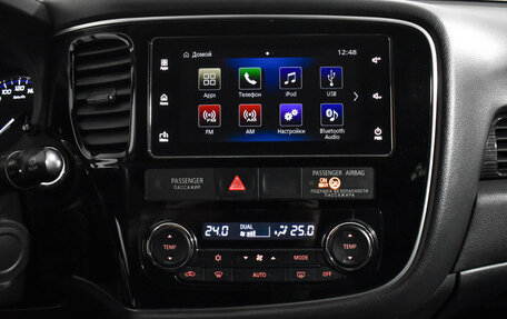 Mitsubishi Outlander III рестайлинг 3, 2018 год, 2 100 000 рублей, 16 фотография