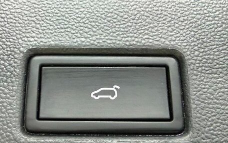 Volkswagen T-Roc I, 2022 год, 2 000 000 рублей, 21 фотография