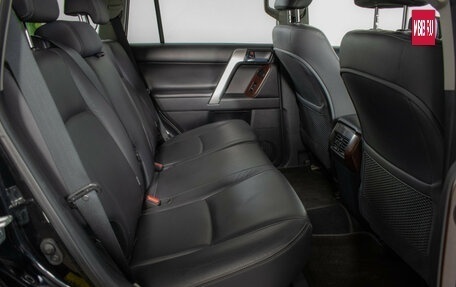 Toyota Land Cruiser Prado 150 рестайлинг 2, 2015 год, 4 400 000 рублей, 10 фотография