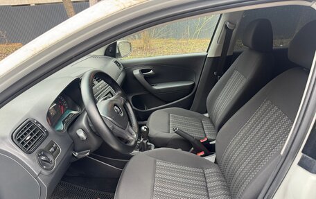 Volkswagen Polo VI (EU Market), 2018 год, 750 000 рублей, 5 фотография