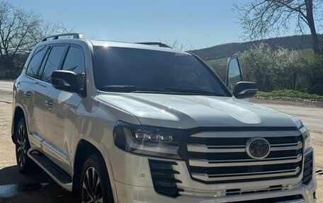 Toyota Land Cruiser 200, 2015 год, 4 850 000 рублей, 2 фотография