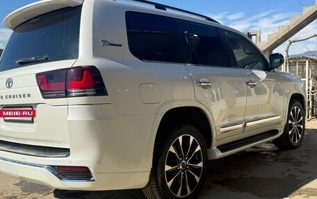 Toyota Land Cruiser 200, 2015 год, 4 850 000 рублей, 4 фотография