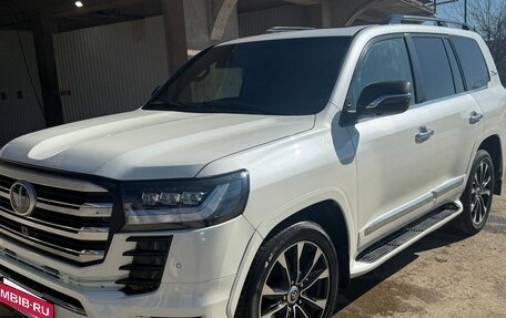 Toyota Land Cruiser 200, 2015 год, 4 850 000 рублей, 3 фотография
