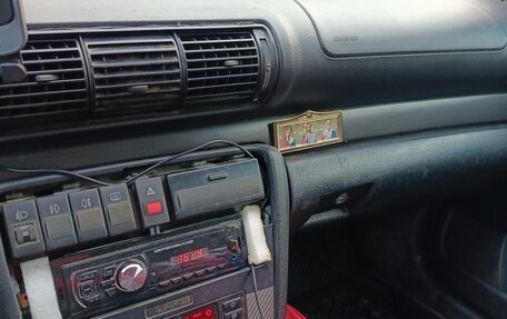 Audi A4, 1997 год, 315 000 рублей, 5 фотография