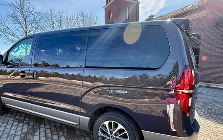 Hyundai Grand Starex Grand Starex I рестайлинг 2, 2019 год, 4 400 000 рублей, 7 фотография