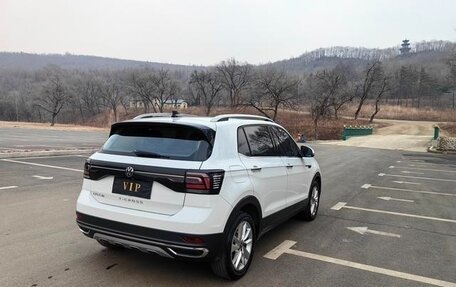 Volkswagen T-Cross I, 2023 год, 1 700 000 рублей, 6 фотография