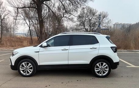 Volkswagen T-Cross I, 2023 год, 1 700 000 рублей, 7 фотография