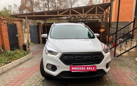 Ford Kuga III, 2018 год, 1 860 000 рублей, 2 фотография