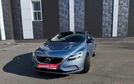 Volvo V40 II рестайлинг, 2016 год, 1 080 000 рублей, 20 фотография
