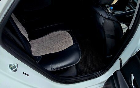 Hyundai Elantra VI рестайлинг, 2021 год, 1 800 000 рублей, 8 фотография