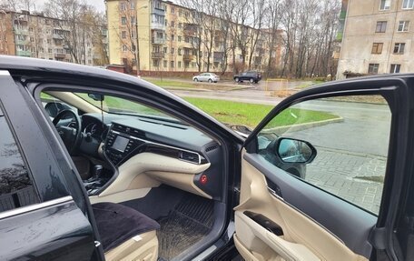 Toyota Camry, 2019 год, 2 490 000 рублей, 12 фотография