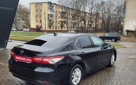 Toyota Camry, 2019 год, 2 490 000 рублей, 5 фотография